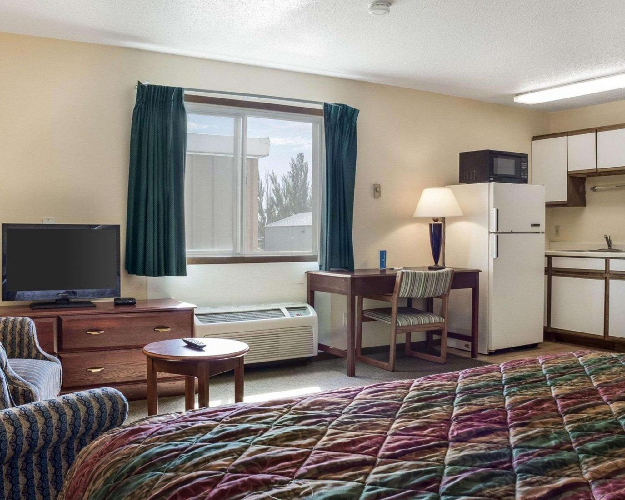 Rodeway Inn West Fargo Exterior foto